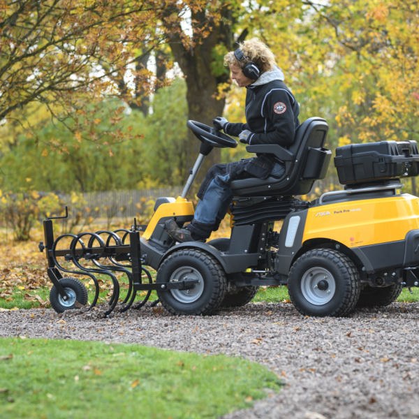 Электрический подъемник задних аксессуаров Stiga Park | 13-3919-11