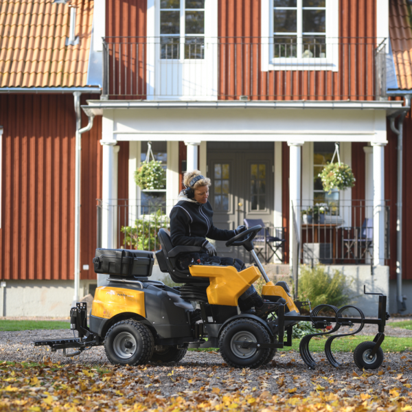 Электрический подъемник задних аксессуаров Stiga Park | 13-3919-11