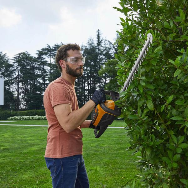 Аккумуляторные ножницы для живой изгороди Stiga SHT 500 AE KIT | 278302108/ST2