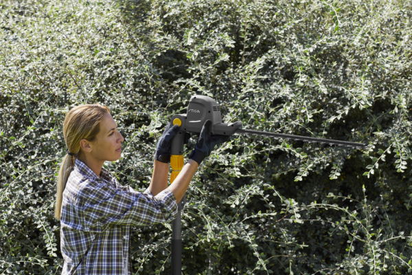 Аккумуляторные ножницы для живой изгороди Stiga SHT 700 AE | 277300008/ST1