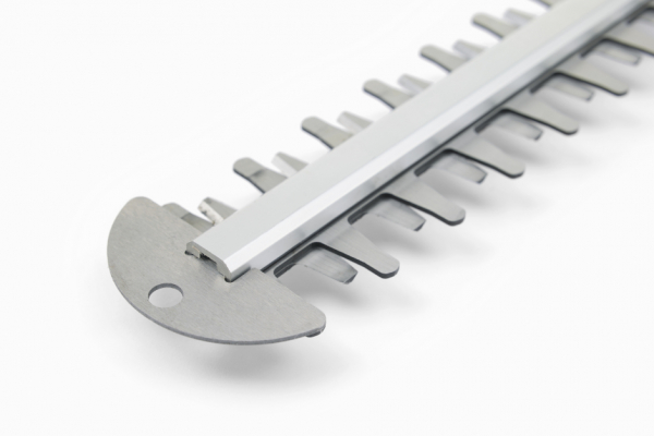 Аккумуляторные ножницы для живой изгороди Stiga SHT 700 AE | 277300008/ST1